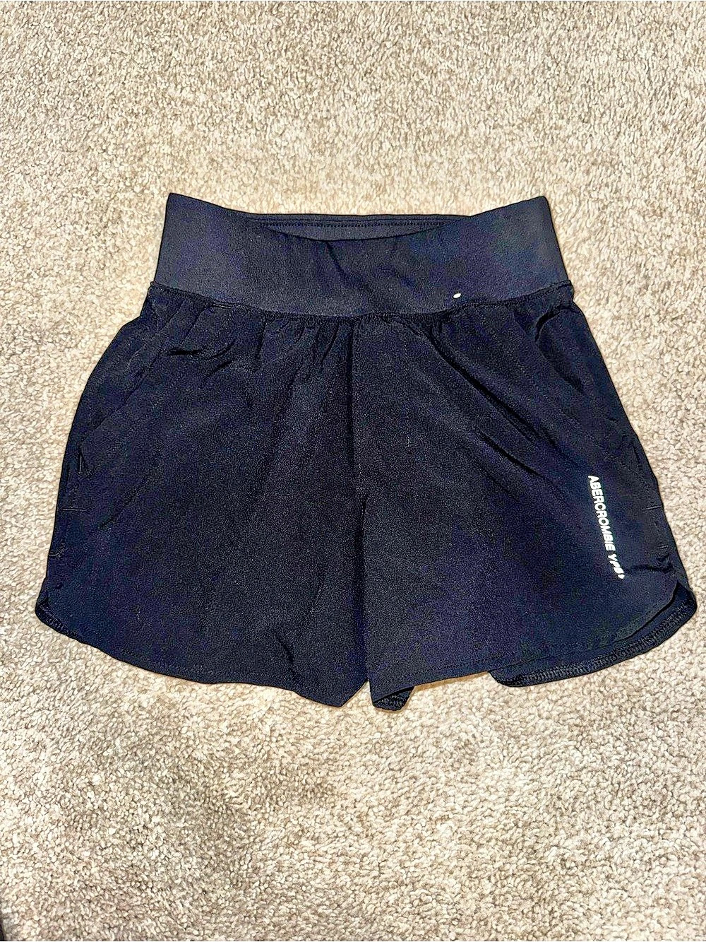 Abercrombie Kids boys Black Athletic Shorts Size 5/6 Like New